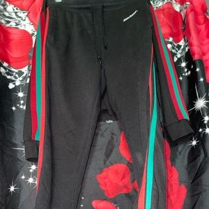 Dickie’s sweater and joggers set